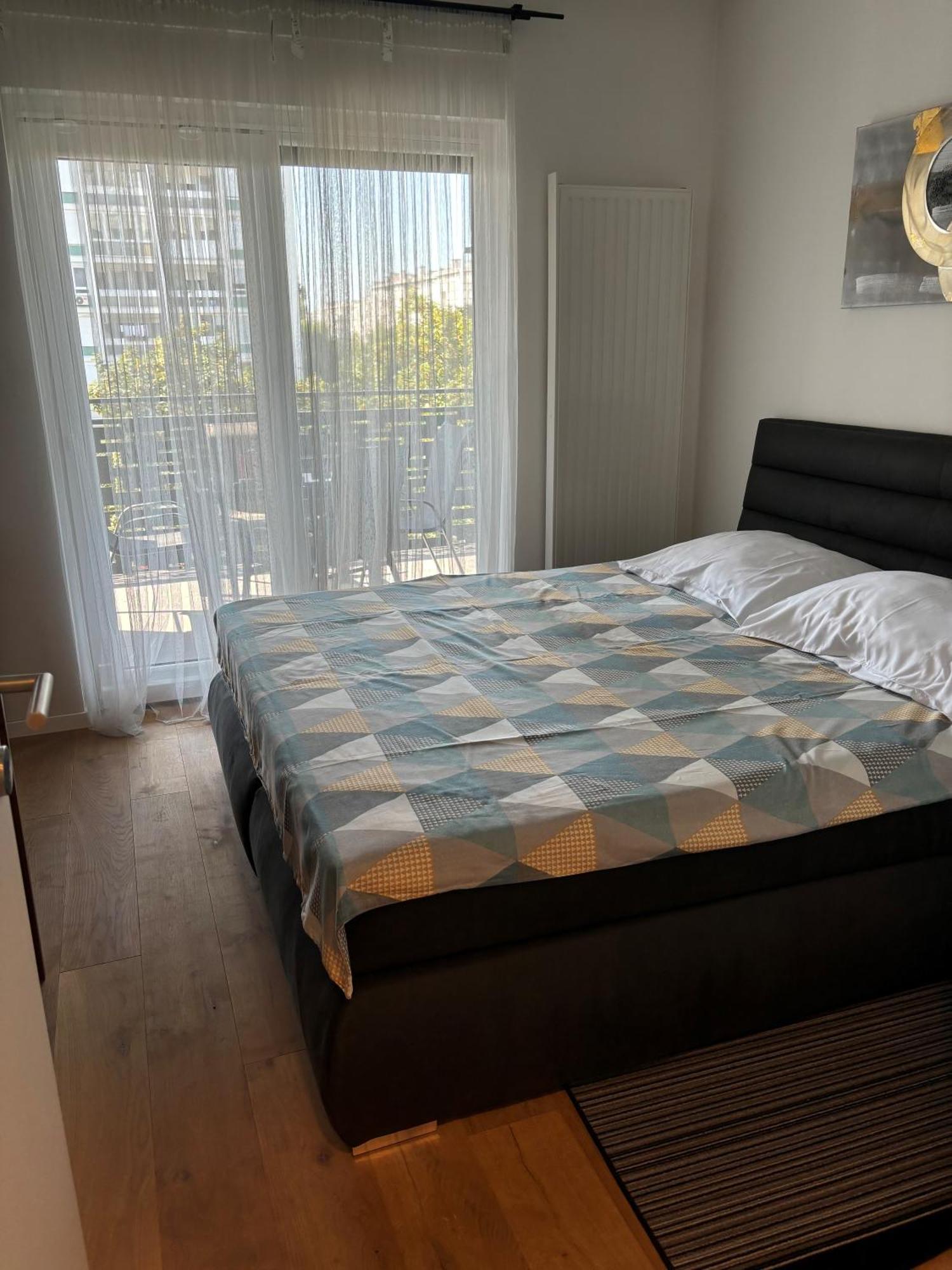 City East Apartment Zagreb With Private Parking Εξωτερικό φωτογραφία